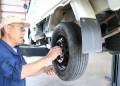 imari-maintenance-center-truck-tire-change